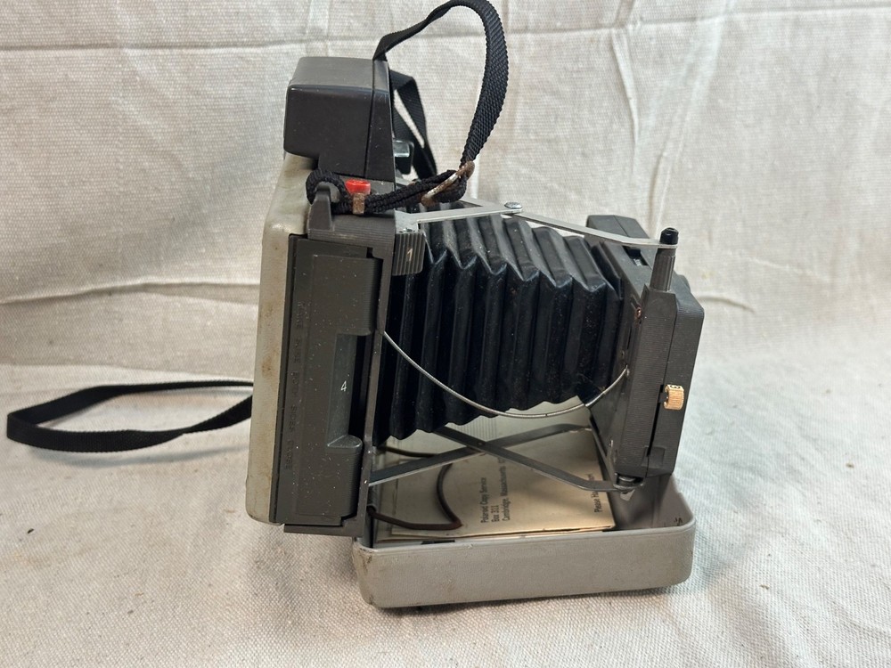 Polaroid Land Camera Automatic 210 W/ Model 268 Flash, UNTESTED - Sold As Is