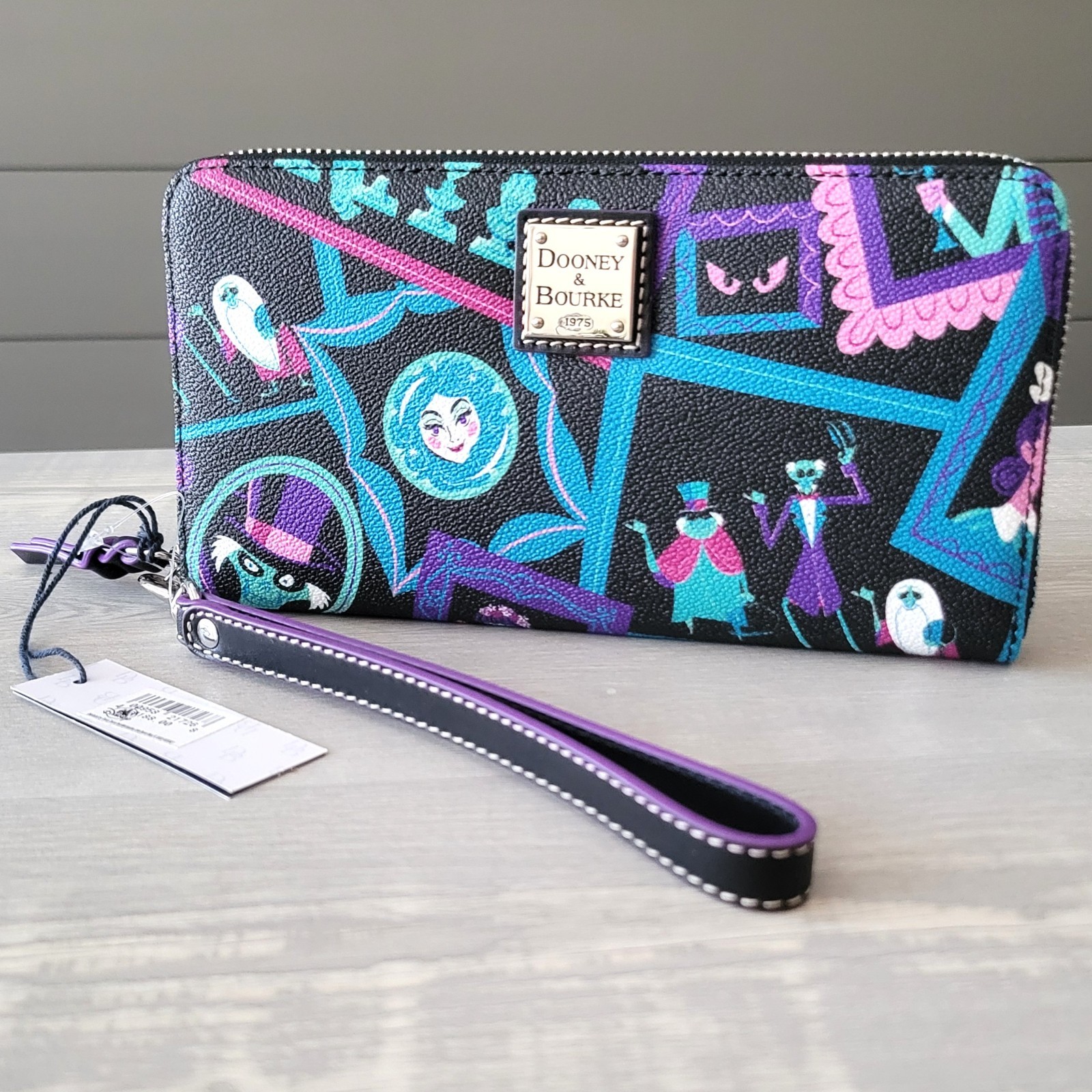 Disney Dooney Haunted Mansion Wallet Wristlet Madame Leota Ghosts Busts NWT