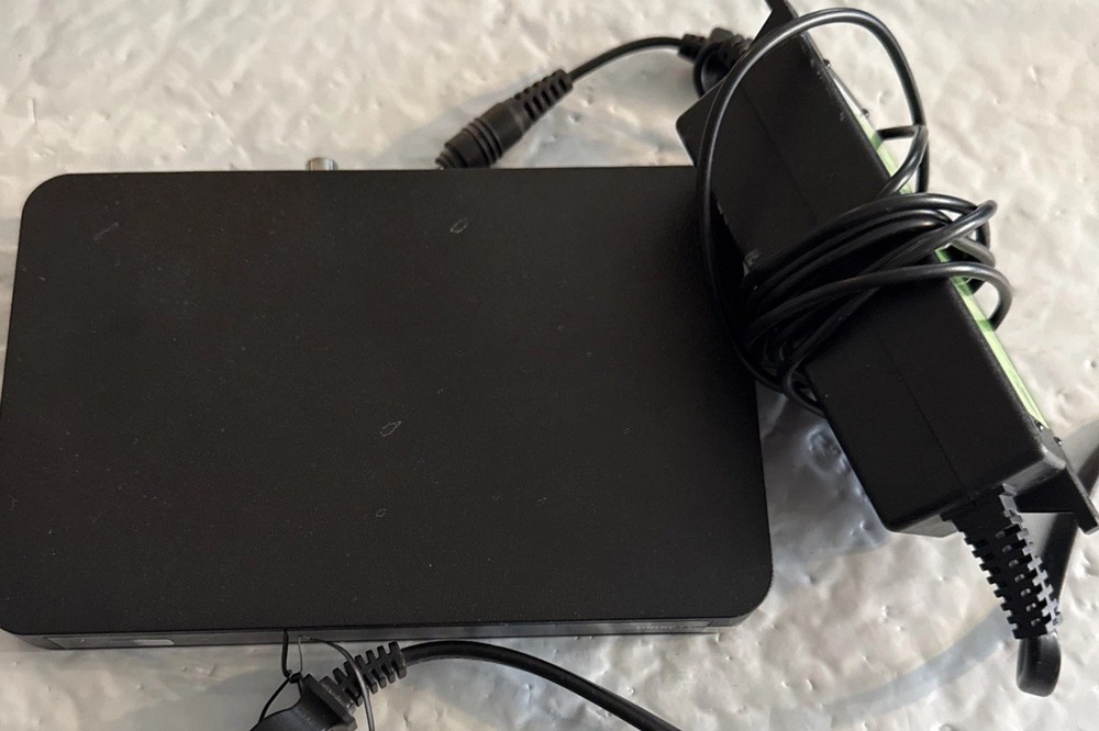 DirecTV Wireless Genie Mini C61-200 No Remote