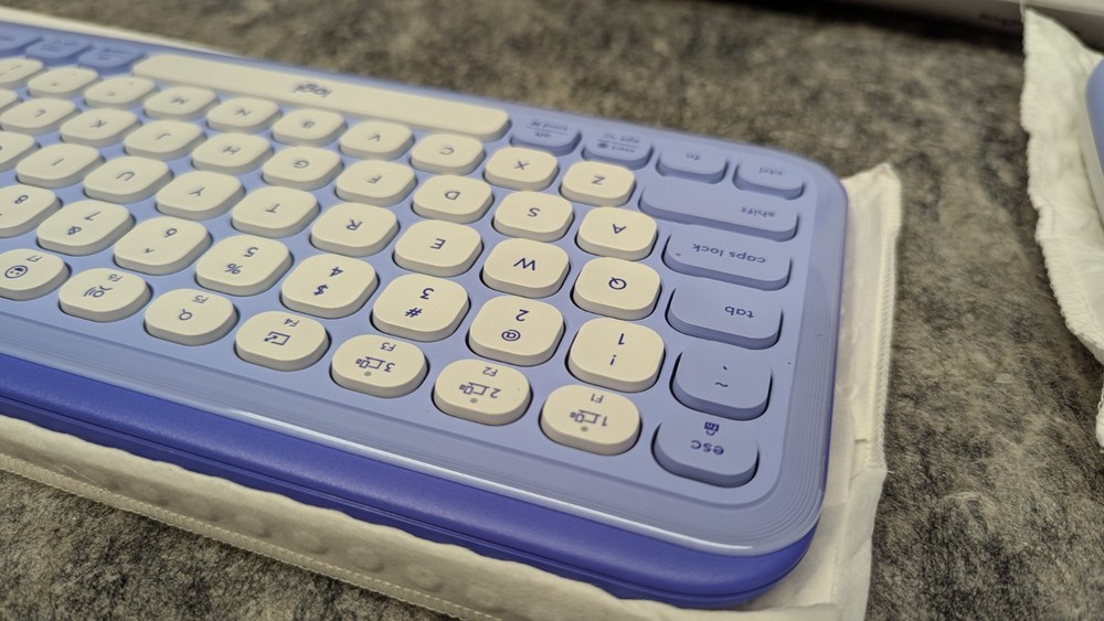 Logitech POP ICON Combo, Bluetooth Keyboard and Mouse Combo Lilac 🔥NEW🔥