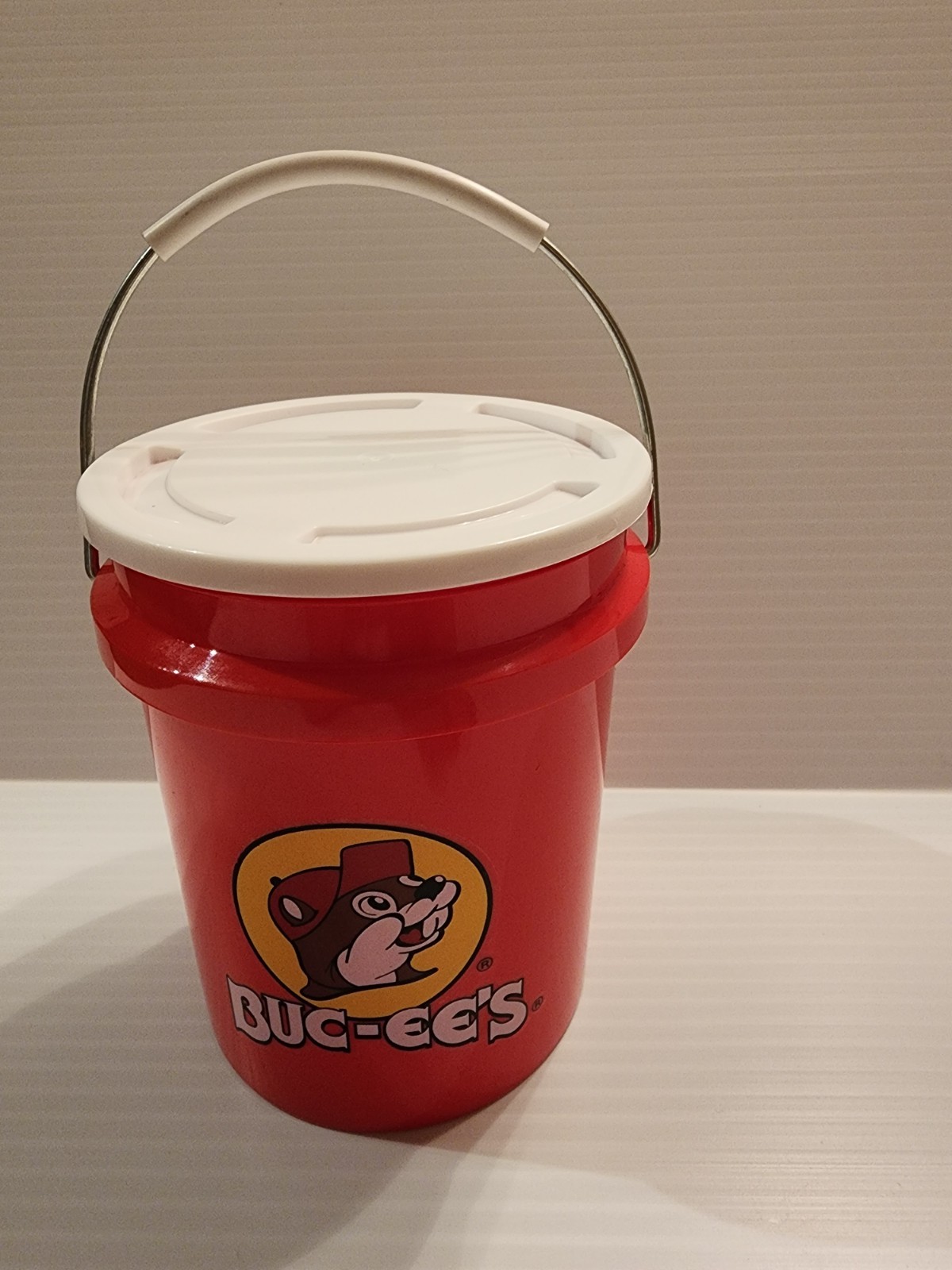 Buc-ee’s Red Mini Bucket – Official Buc-ee’s Mini Bucket Souvenir With Lid HTF