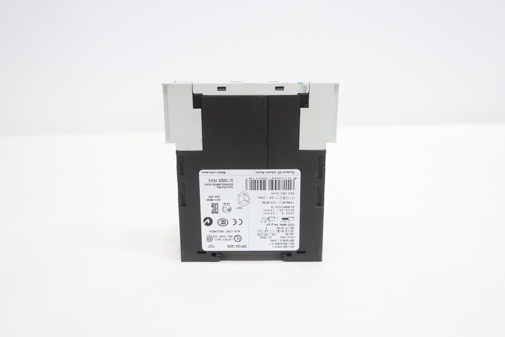 Siemens 3RP1555-1AP30 Time Delay Relay