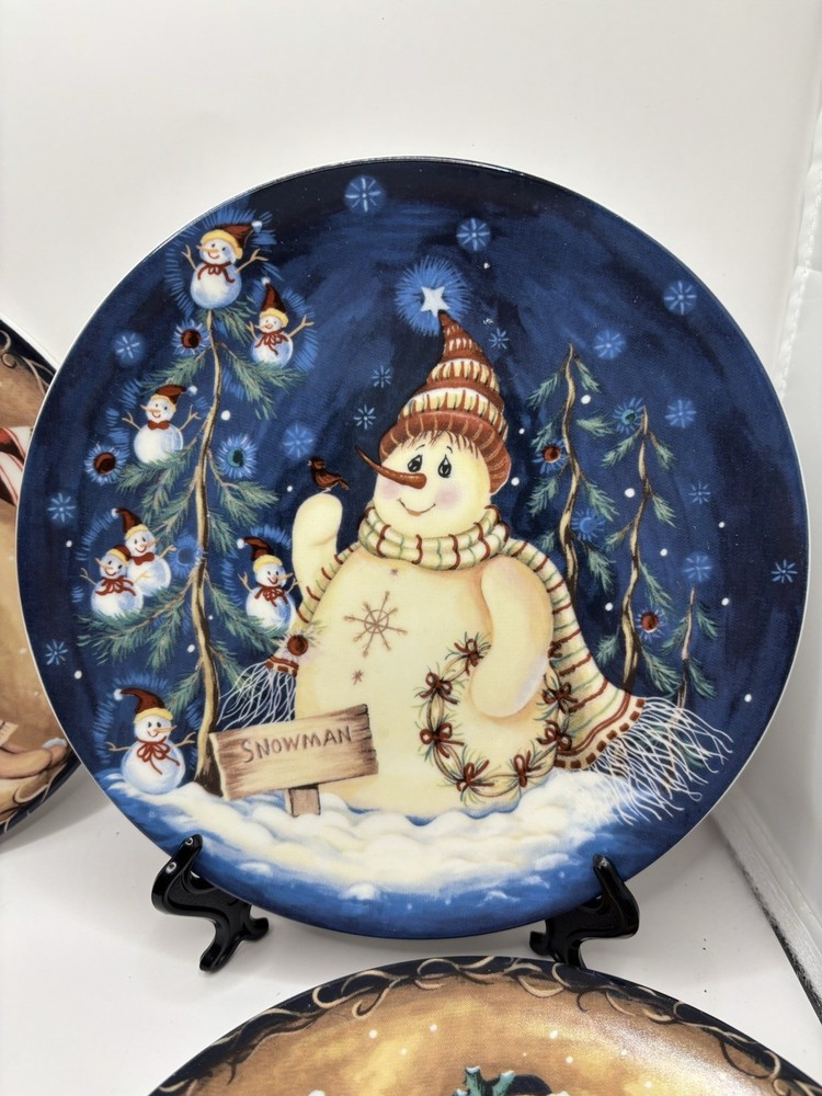 Snowman 4 pcs Set Cake Plates 8"