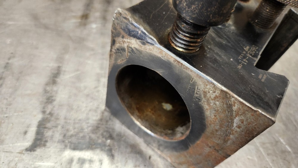 Dorian D60EA-41-CNC Quick Change 2-1/2" Boring Bar Tool Post Holder.