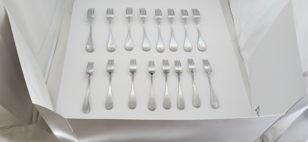 Rare Hampton Silversmiths Montefiore Flatware 5PC Place Sets Glossy Ridge 7 Max