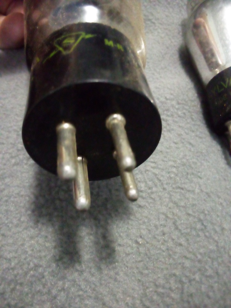 8x Sylvania Replacement Bulbs/Tubes Vintage Untested