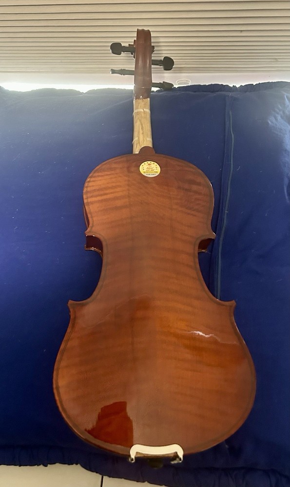 Kapok V182 3/4 Size Violin + Case, Chin Rest - Handmade & Missing 1 String