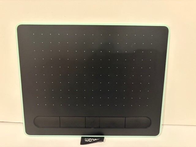 Wacom Intuos Bluetooth Graphics Drawing Tablet