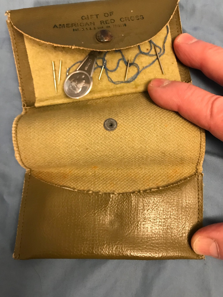 Original WW2 US Red Cross Soldiers Sewing Kit