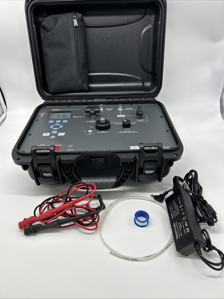 FLUKE 3130 Portable pressure calibrator