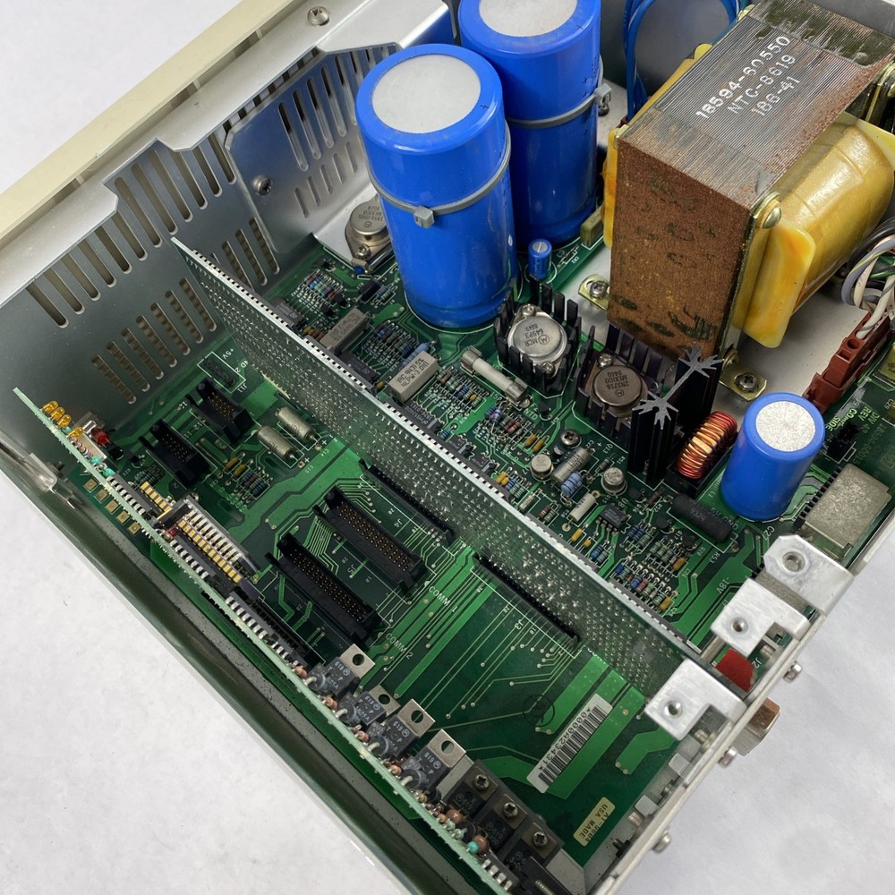 HP 18594A 7673A Autosampler Controller Module w/ Power Cord