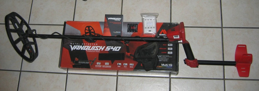 Minelab Vanquish 540 Metal Detector