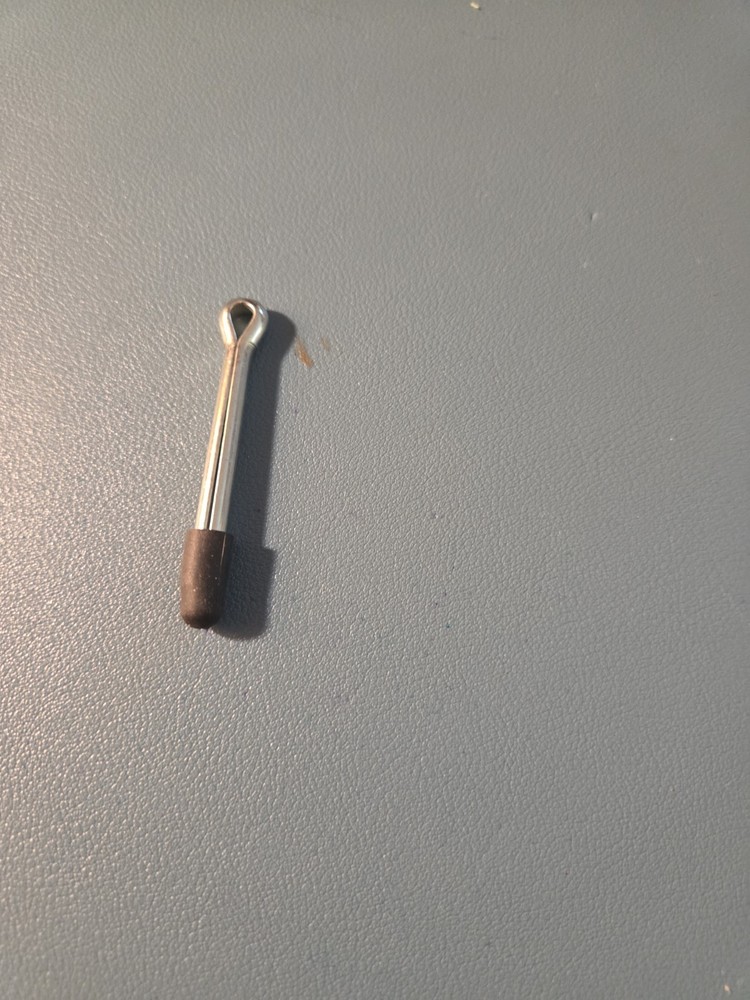 Lowry mini adaptor with height adjusting pin