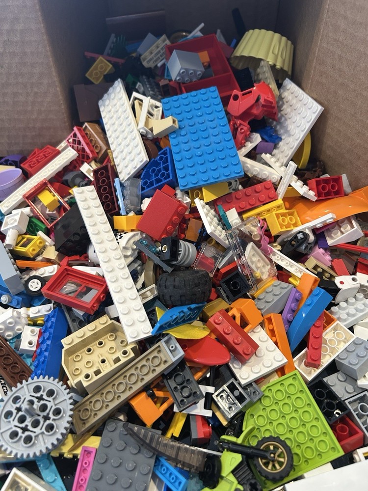 LEGO 3LBS - PIECES FROM BULK SMALL MIX- Random Selection Plates Blocks Building