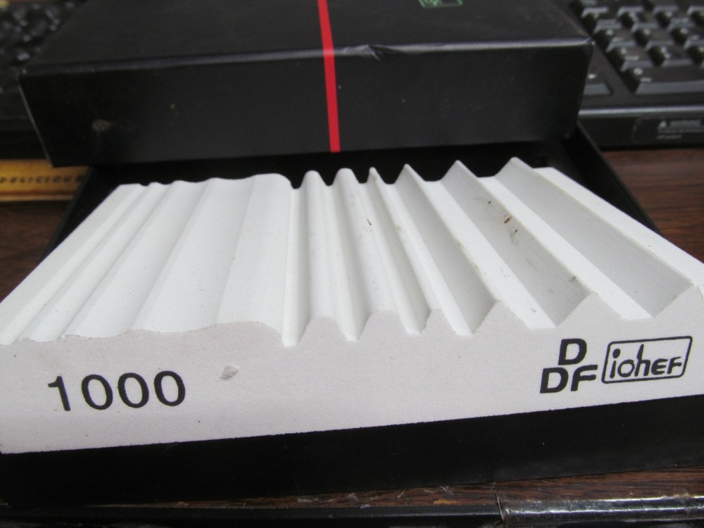 IOHEF 1000 GRIT D DF WHETSTONE SHARPENER FOR WOODWORKING TOOLS GOUGES & CHISELS
