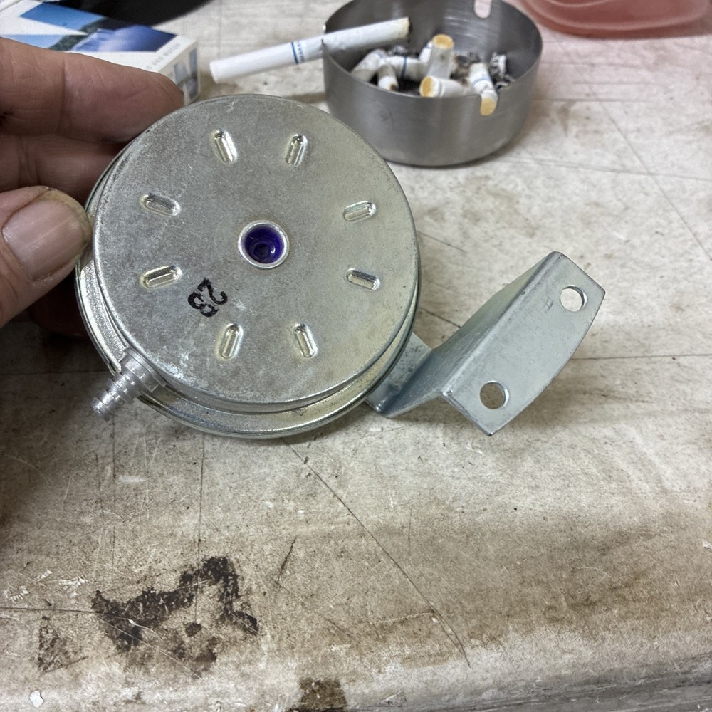Tridelta FS6005-433 Pressure Switch New