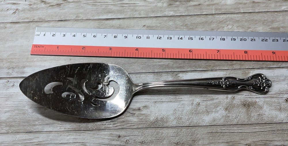 Wm Rogers MFG. Co. Extra Plate PIE Server piece