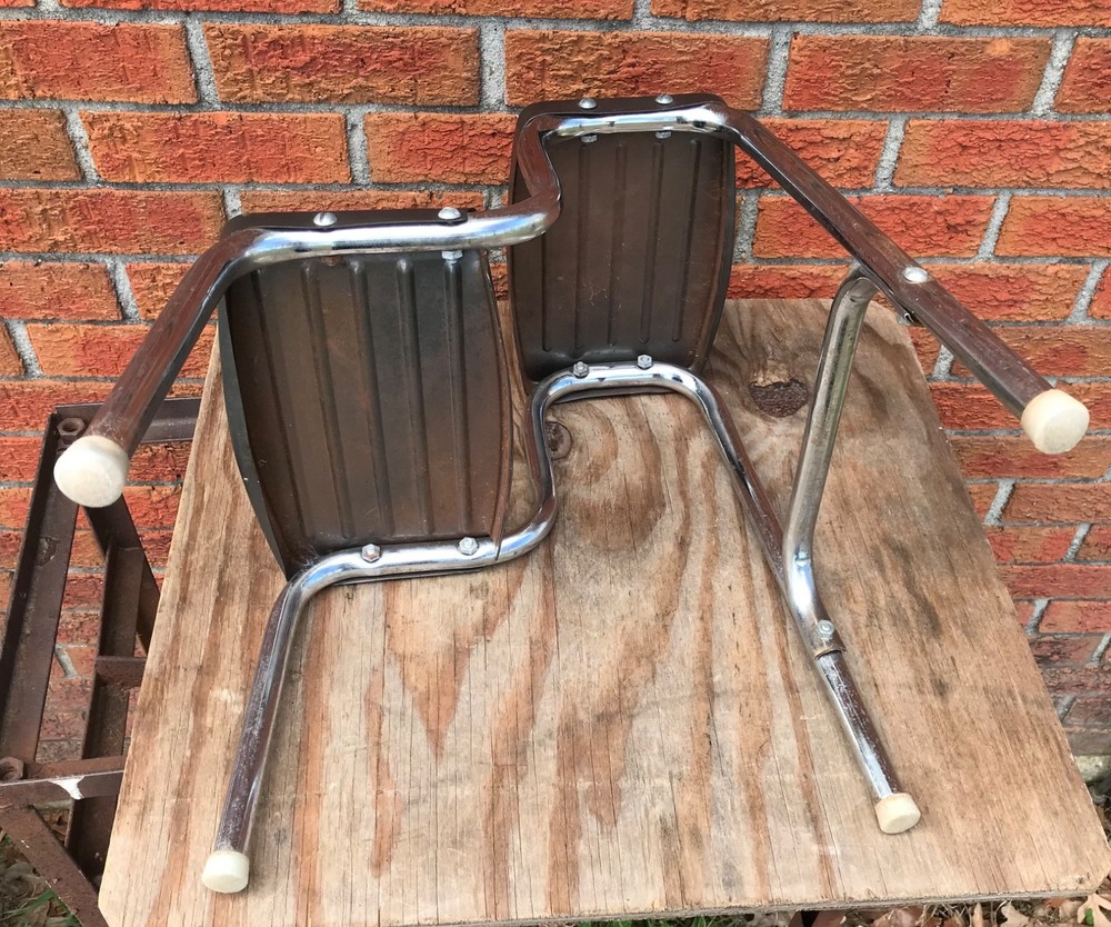 VINTAGE GRISWOLD TWO STEP STOOL