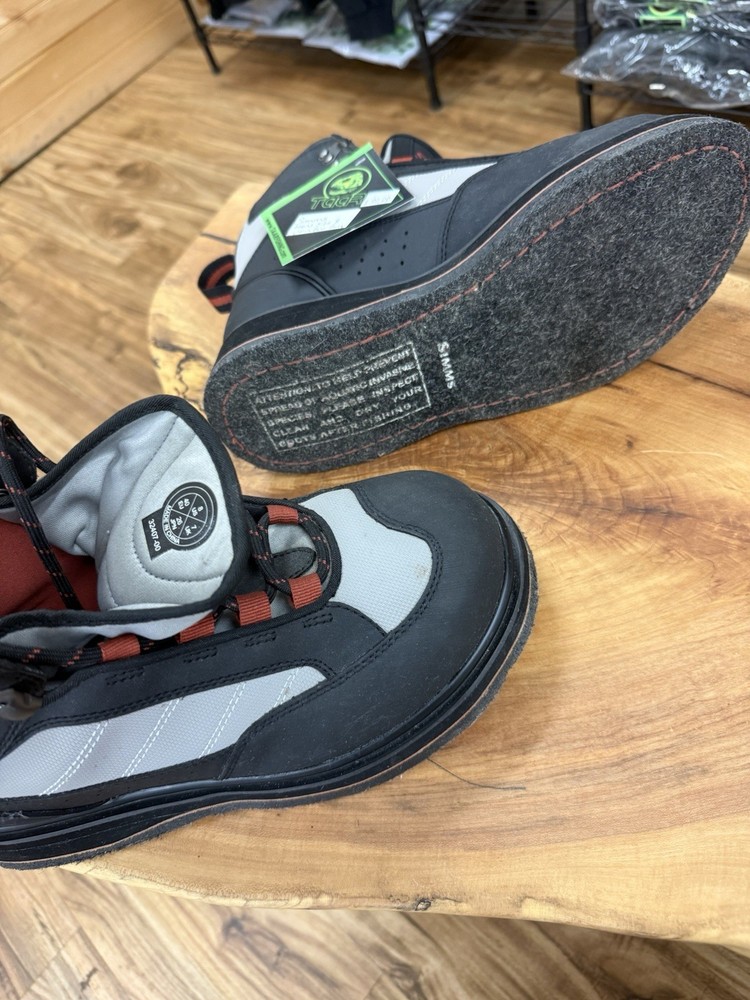 Simms Tributary Men's Wading Boot Size 8