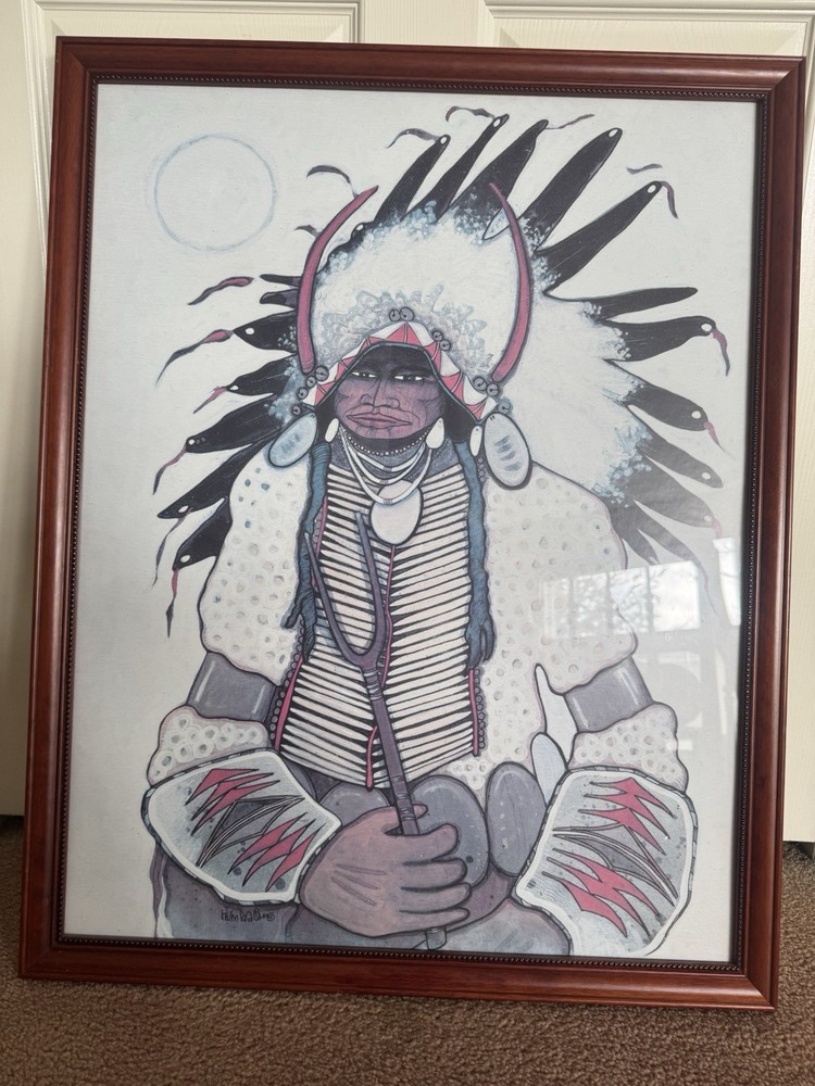Spotted Buffalo Kevin Red Star Framed
