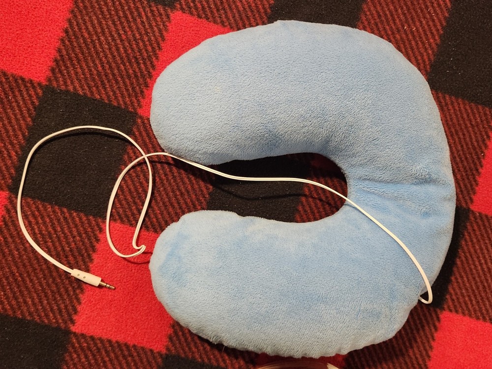Idream Speaker Neck Pillow