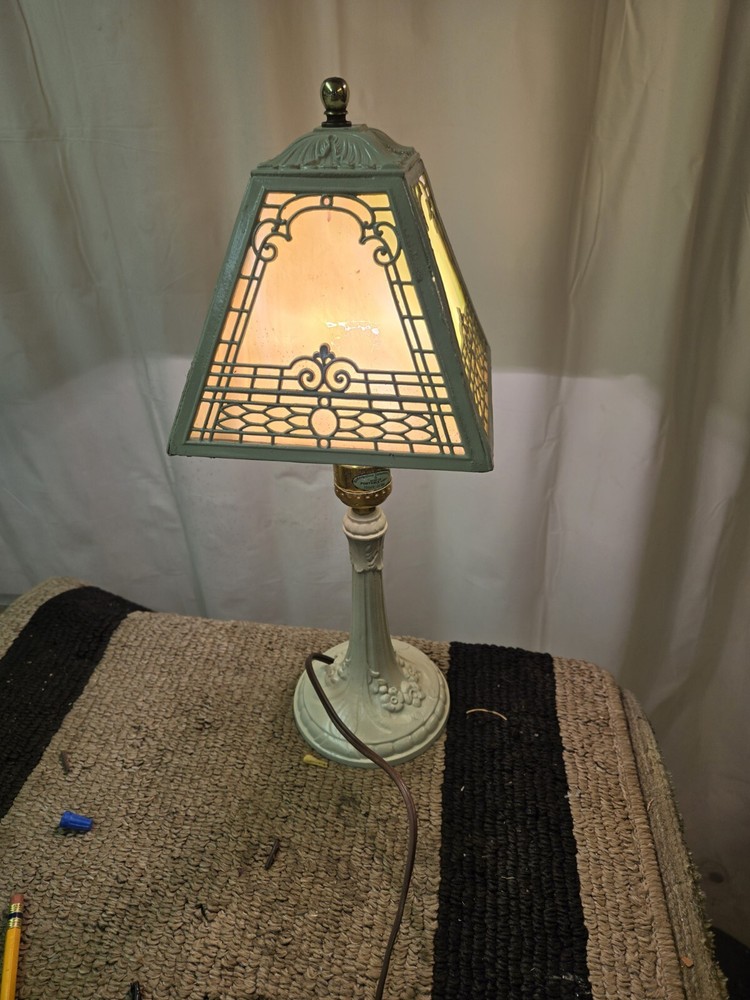 Vintage Sag Table Lamp