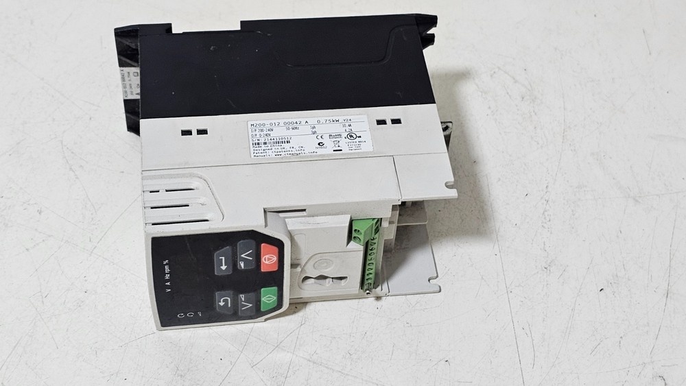 Control Techniques Unidrive M200-012 00042A Variable Frequency Drive