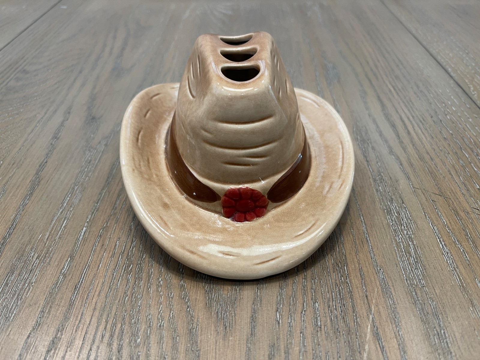 DONISA 1992 Vintage Cowboy Hat Toothbrush Holder Western Bathroom Accessorie