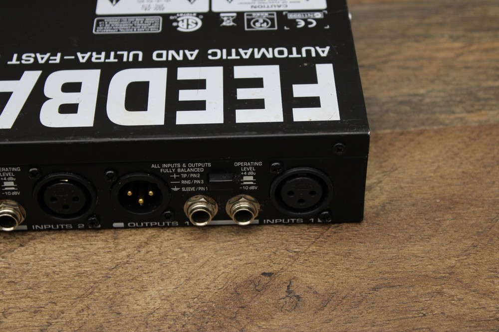 Behringer Automatic Feedback Destroyer Preametric EQ FBQ1000