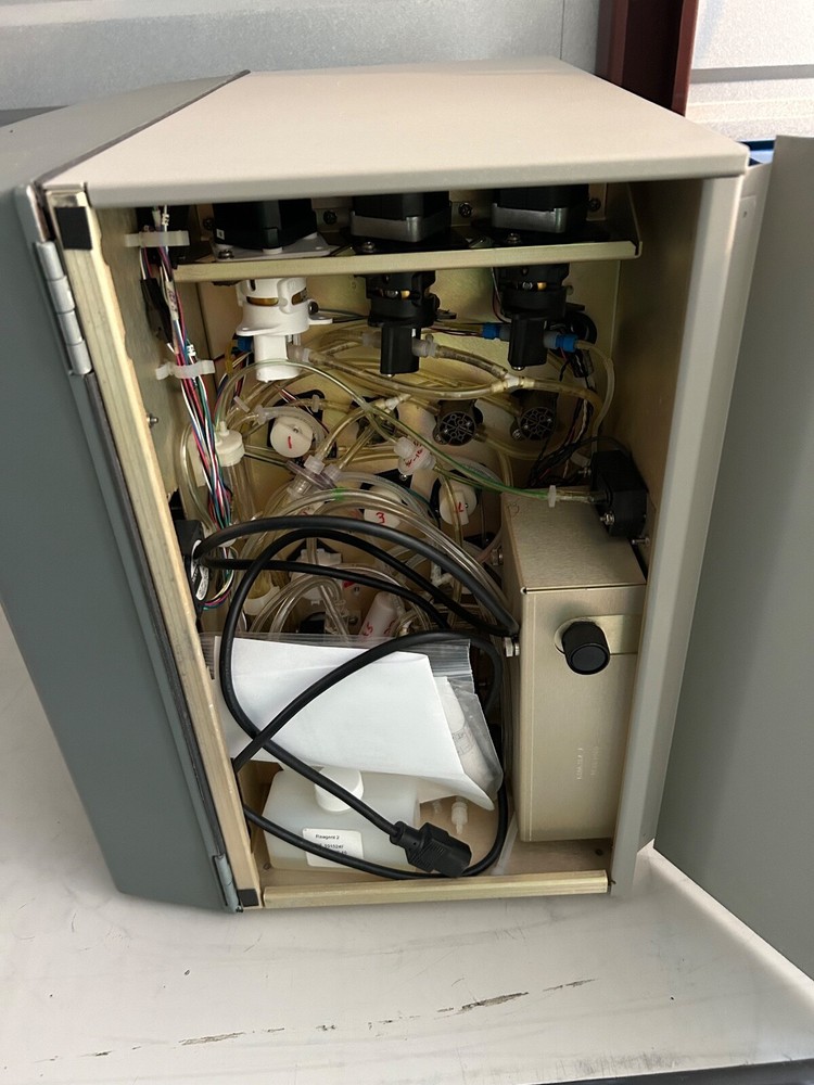 Beckman Coulter Ac-T diff2 Hematology Analyzer 6605500 AcT +Card diff 2 +WARRNTY