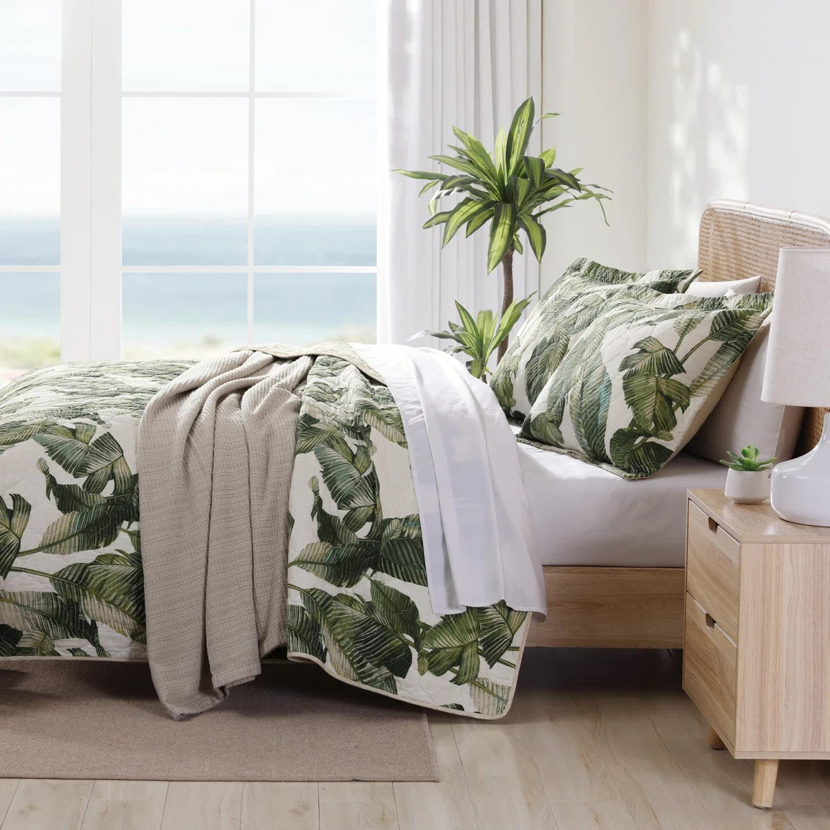 King Quilt Set Green Coastal Botanical Tropical Floral Bahama Exotic Leaves 3Pc