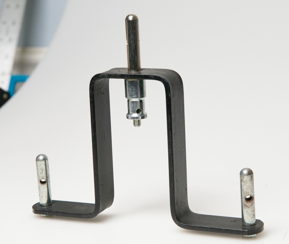 Triple light mount