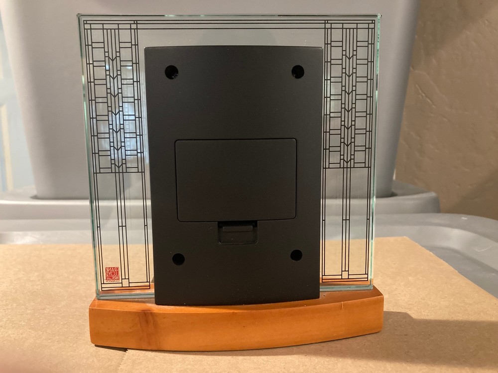 Frank Lloyd Wright Glasner House Clock by Bulova - Used