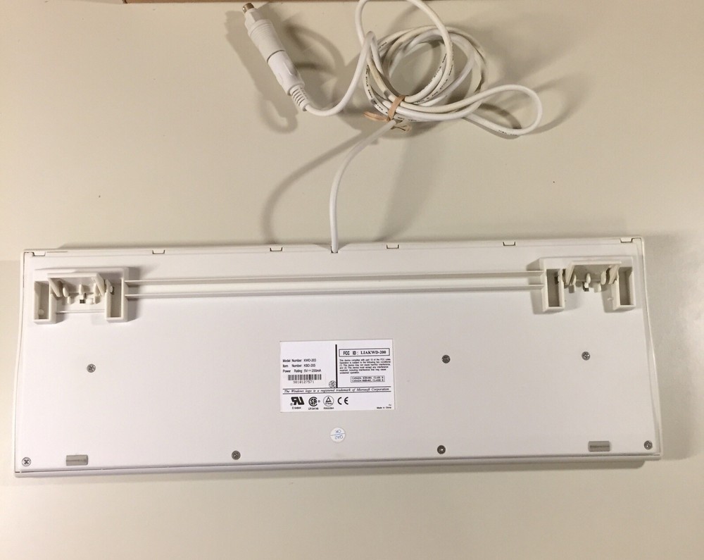 Vintage KBD-203 Keyboard