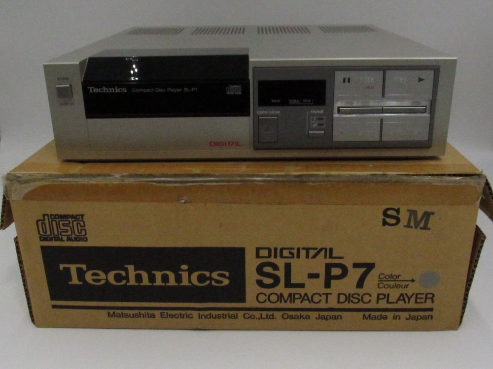 Technics SL-P7 CD Compact Disc Player Parts Only  (Read)