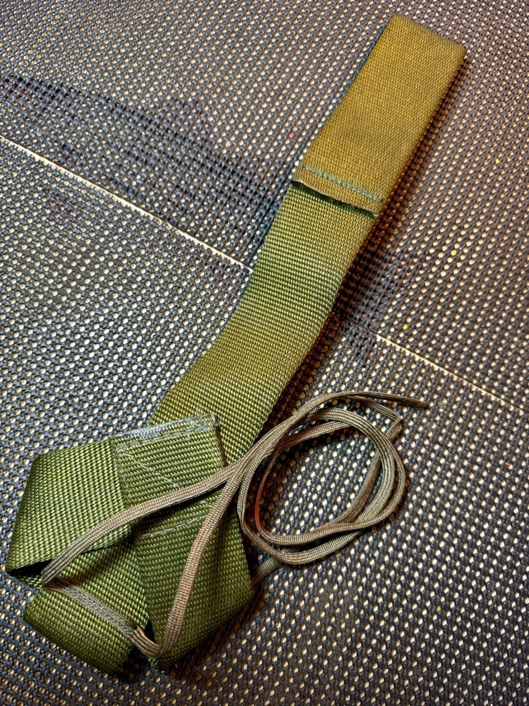 Vintage Archery Bow Holster, leg support