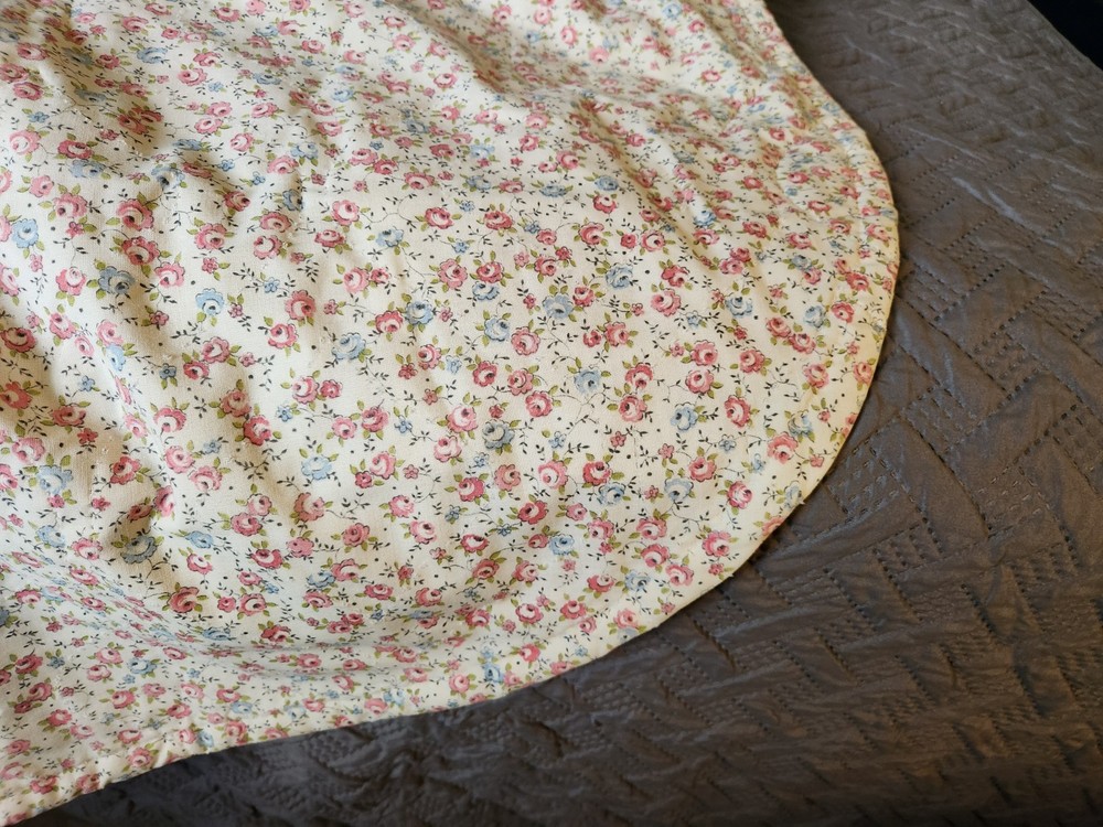 Vtg Springmaid Bedspread Quilted Comforter Rounded Single Double Fabric Material