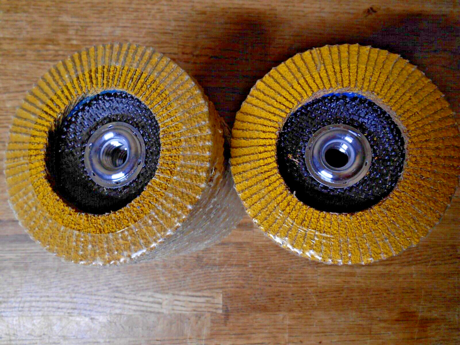 ARC Abrasives 4-1/2" X 5/8"-11 Type 27-PRD Flap Disc 40-Grit Predator (Qty. 20)