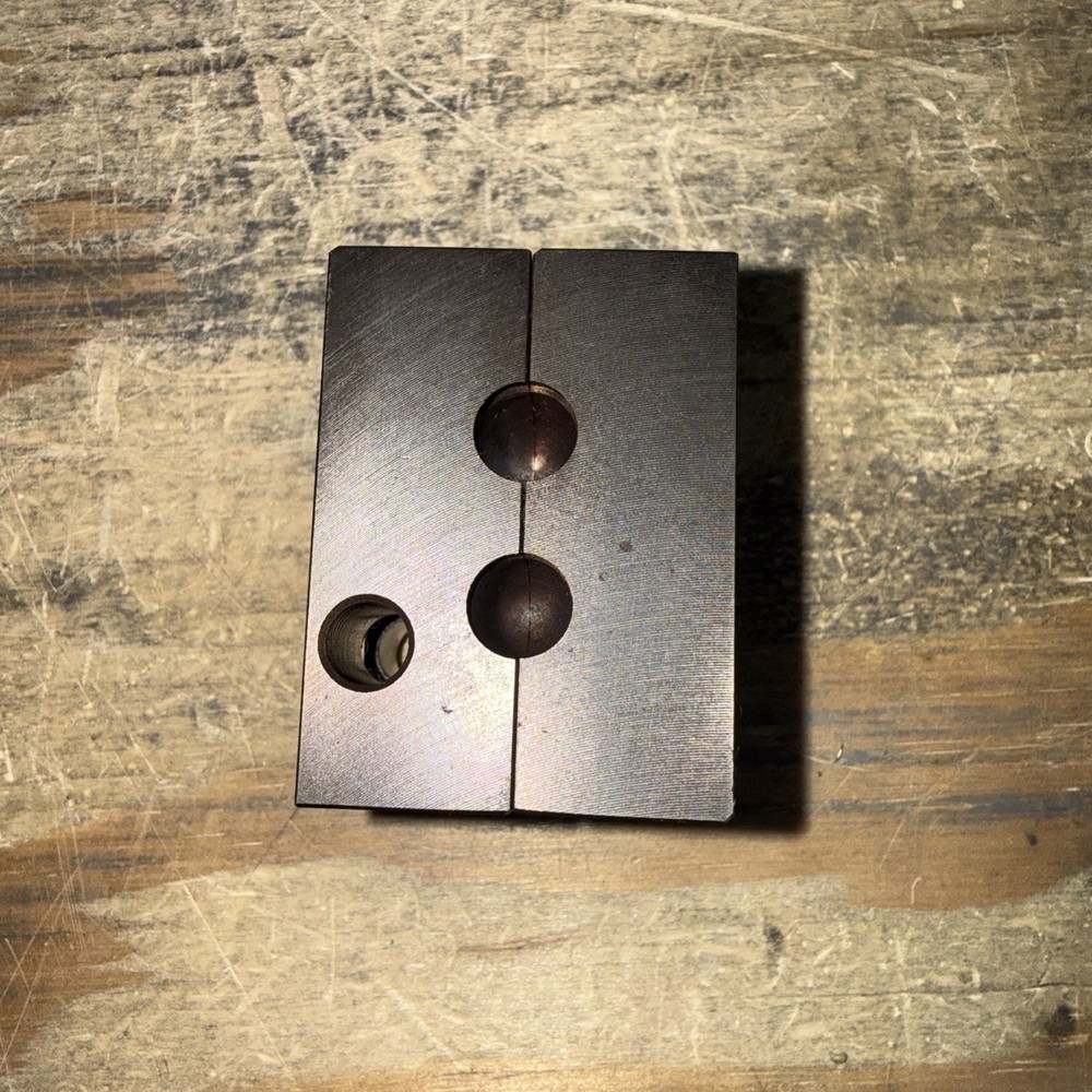 New Magma Engineering Master Caster Bullet Mold 9-135-RN-BB No Hardware.