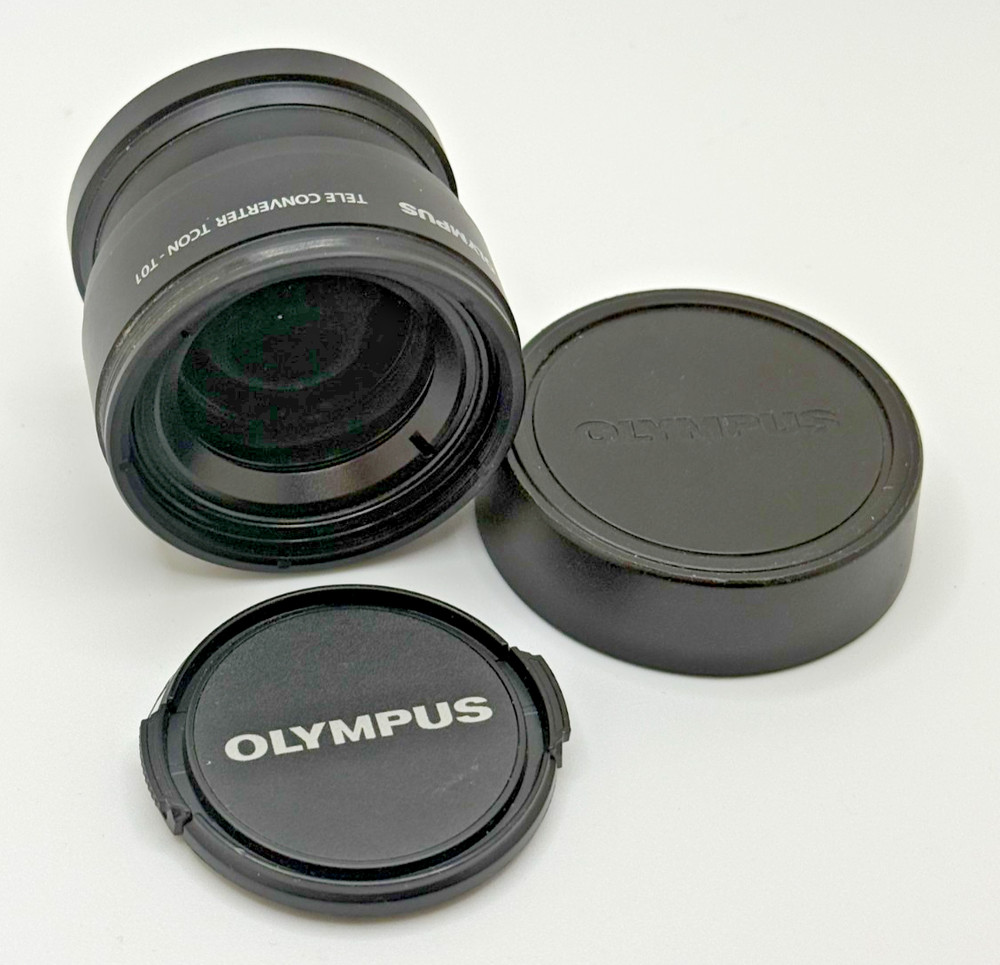 Olympus TCON-T01 Lens with covers - Excellent Condition