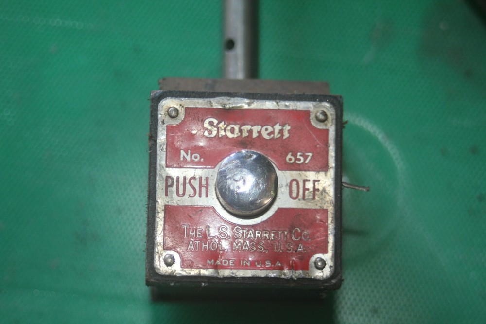 Starrett Magnetic Base Universal Indicator No. 657
