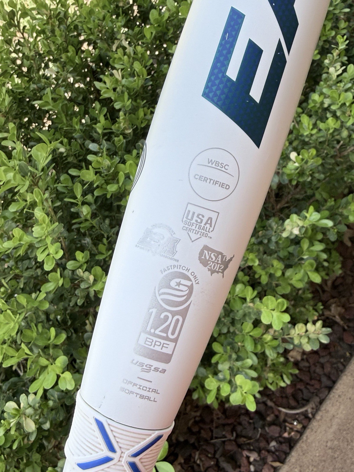 Easton Firefly FP22FF12 Length 30"/18 oz Drop-12 SOFTBALL BAT Great Condition!