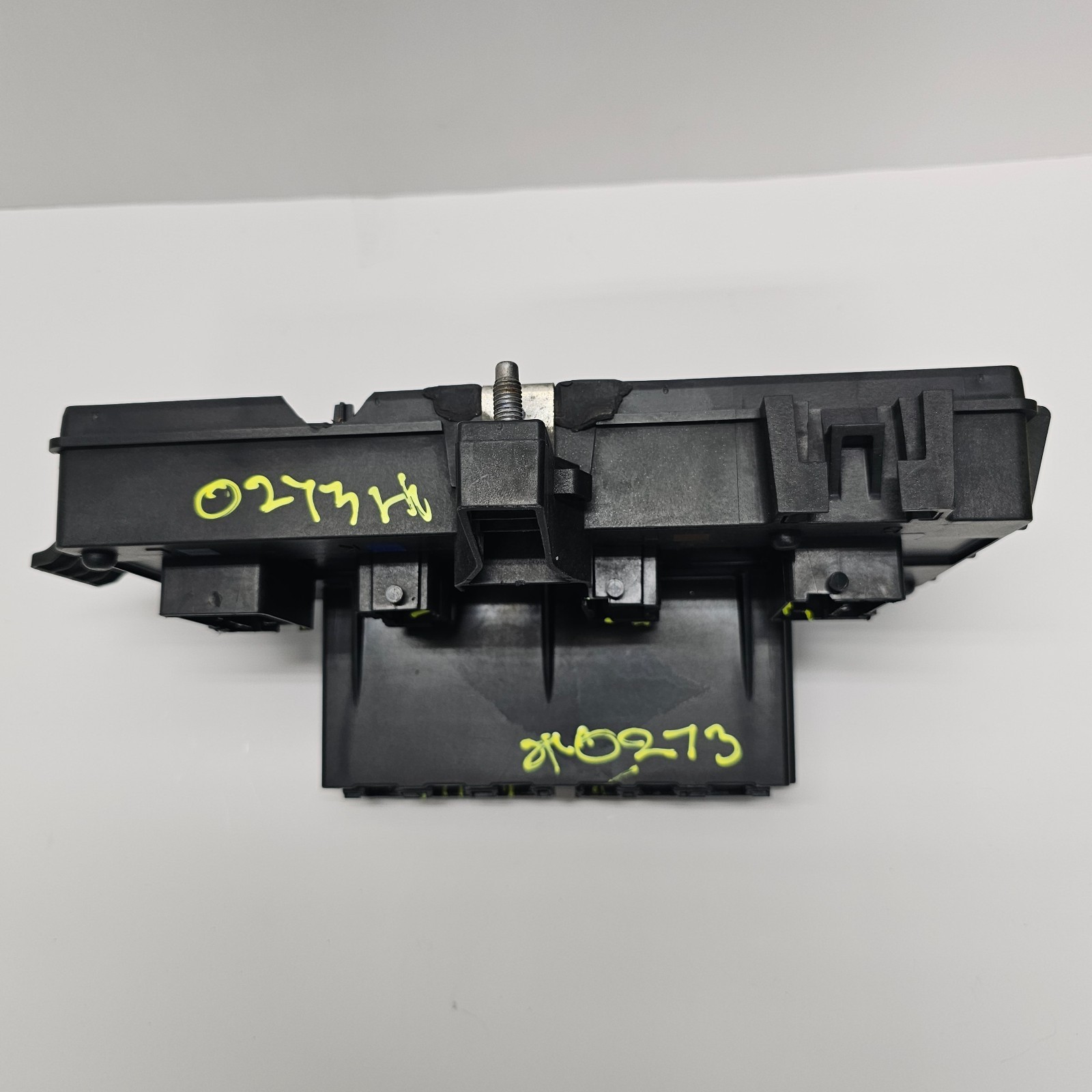 2006-2007 Dodge RAM TIPM Fuse Box TIPM Totally Integrated Power Module SEE NOTE