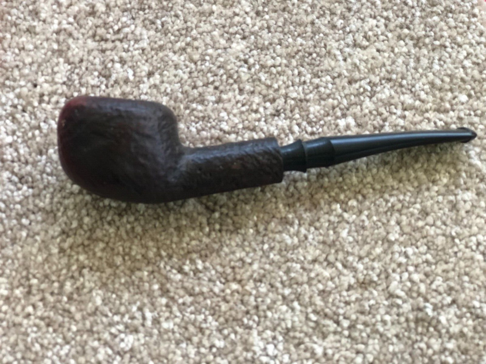 KAYWOODIE RUSTICATED AUTHOR SAXON  BRIAR PIPE