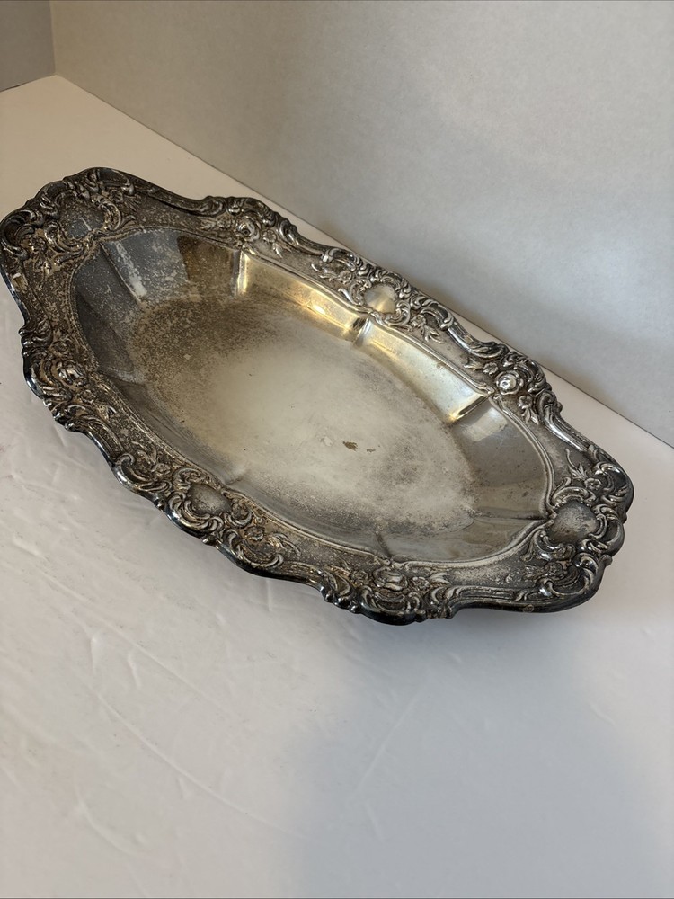 Vintage Towle Old Master Embossed Silverplate Bread Tray