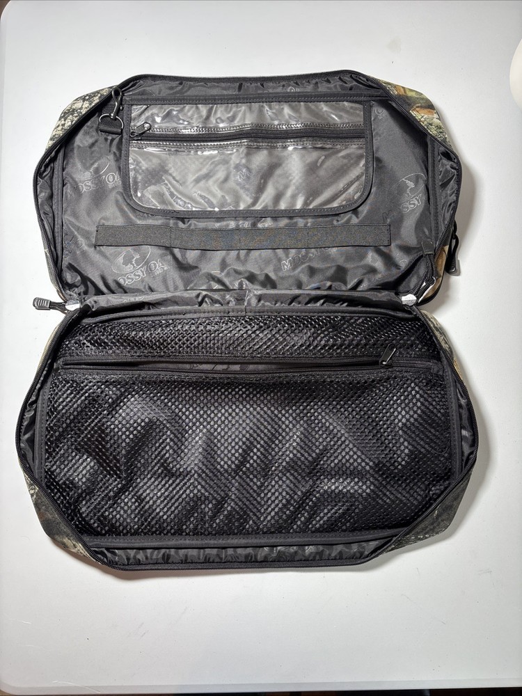Lot (3) Camo Accessory Bags