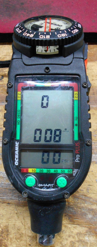 Oceanic Datamax Pro Plus W/Smart Glo Air Integrated Scuba Computer Console