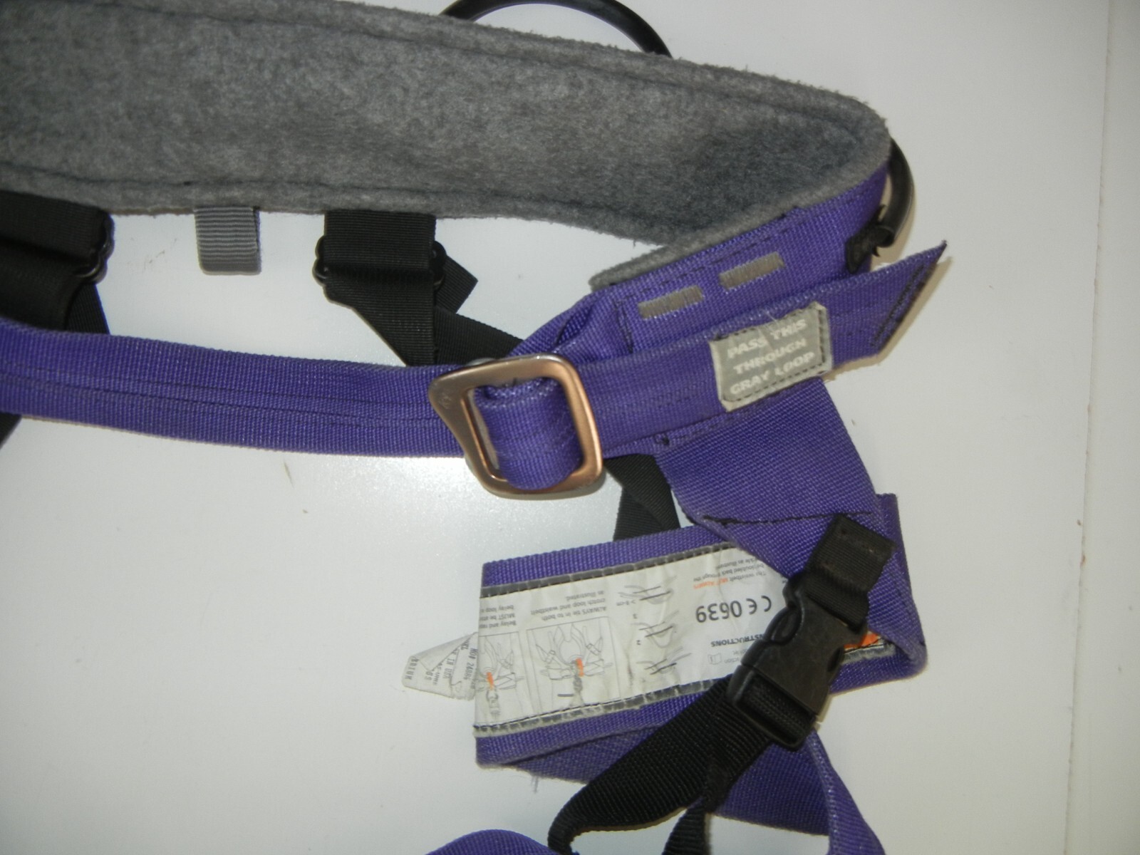 MADE IN USA Purple SIT CLIMBING HARNESS MODEL #24886 Rock Wall Gym Sz MEDIUM