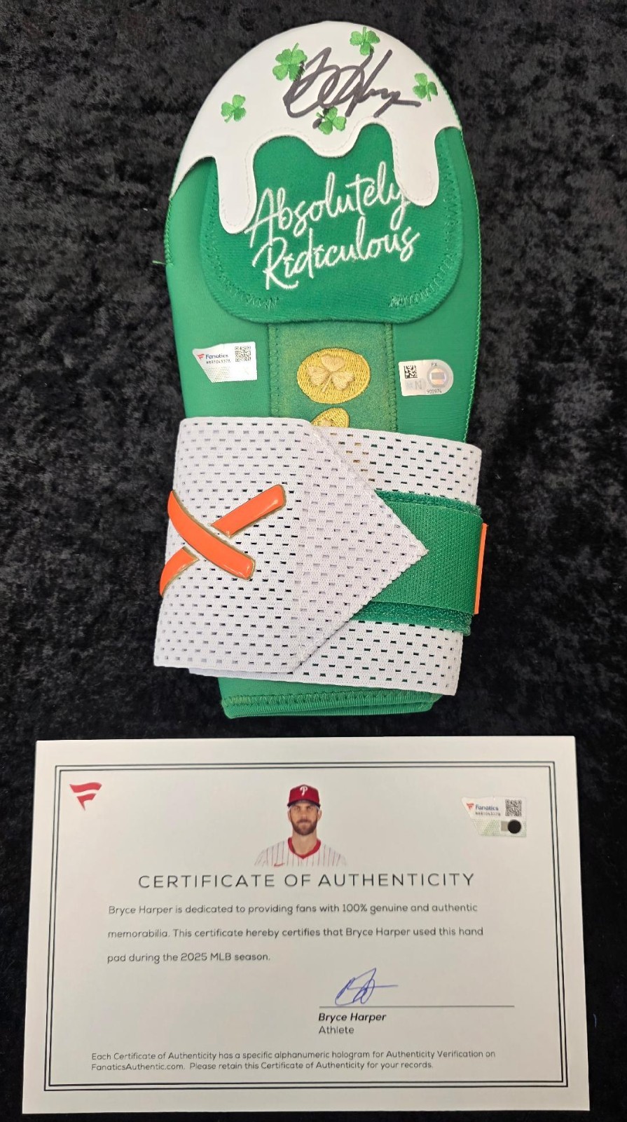 Phillies BRYCE HARPER Signed Game Used "Ridiculous" Hand Pad 2025 Season KELLY