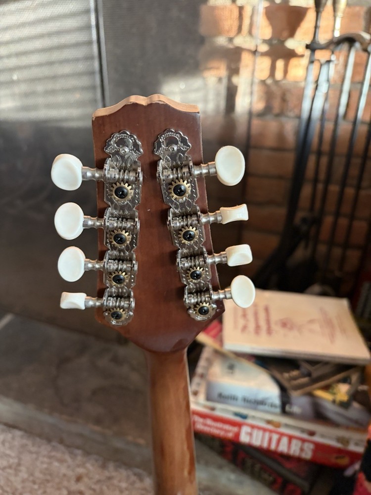 Hondo A-Style HM6 Mandolin